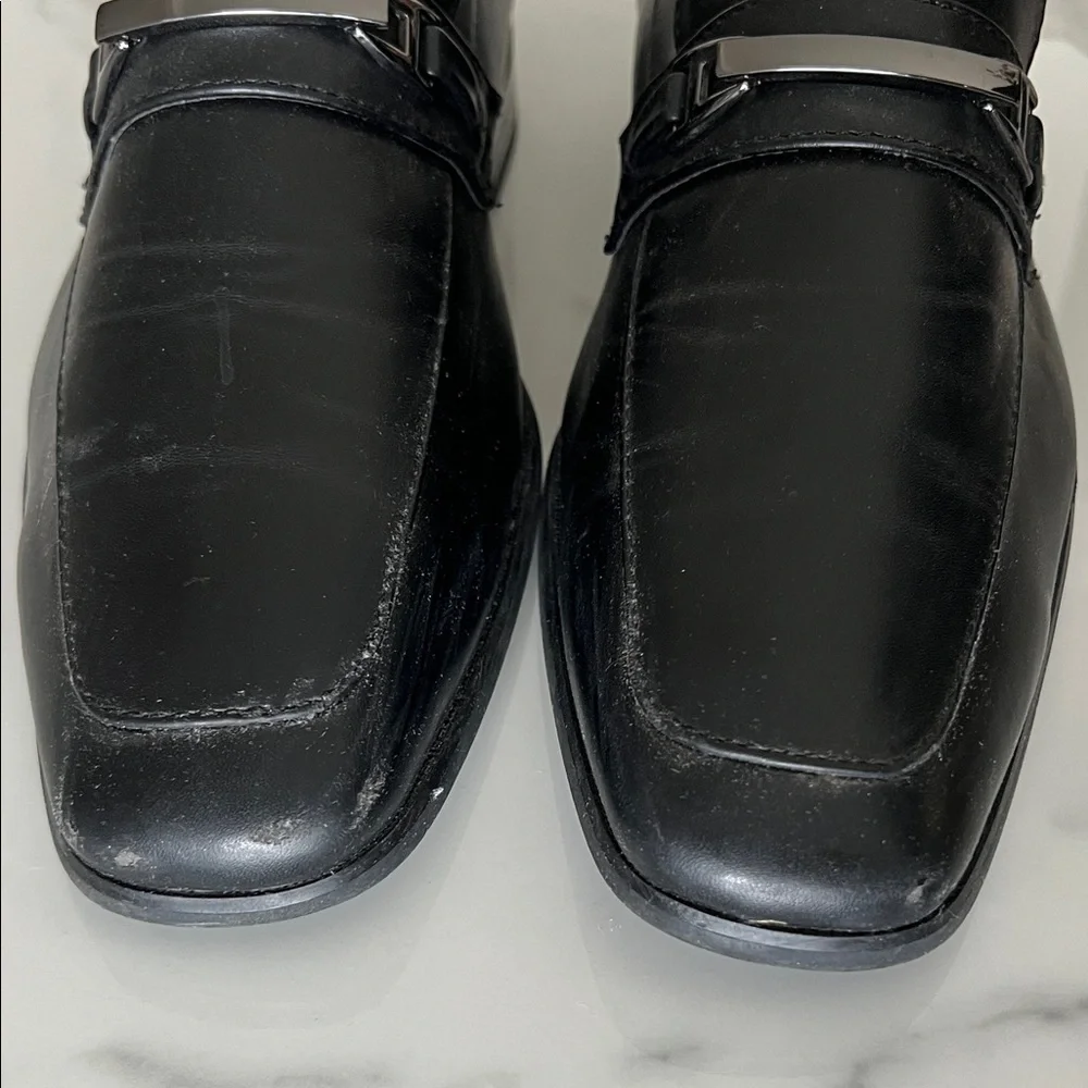📫BUY 2 for $20 📫 Perry Ellis Black Leather Slip-On Loafers